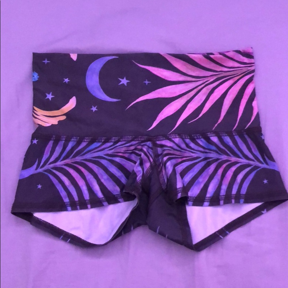 TEEKI SUN SHORT Phoenix limited edition